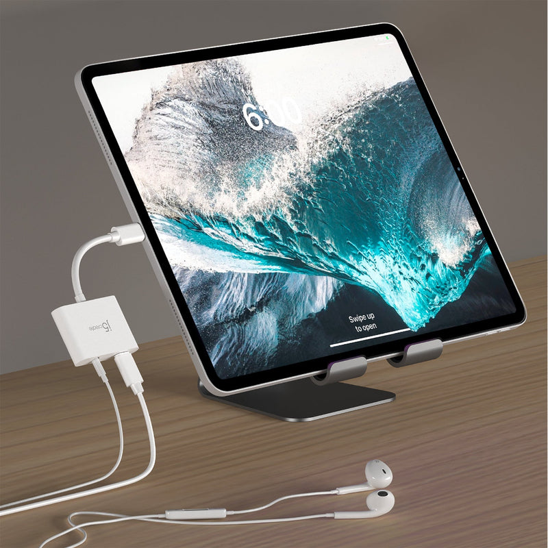 USB-C® to 3.5mm Audio Adapter with Power Delivery