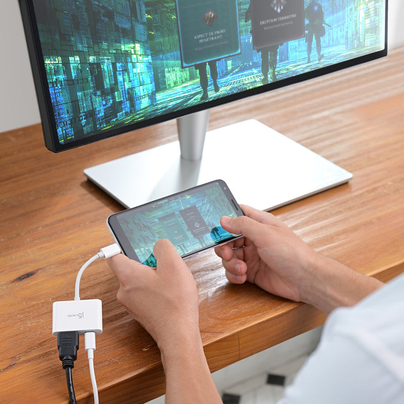 USB-C® to 4K HDMI™ Adapter with Power Delivery